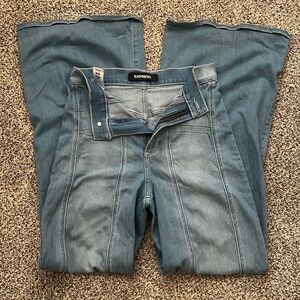 Wide Leg Super High-Waisted Express Jeans